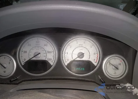 2008 Chrysler Town & Country Touring from USA, damaged, VIN 2A8HR54PX8R129192